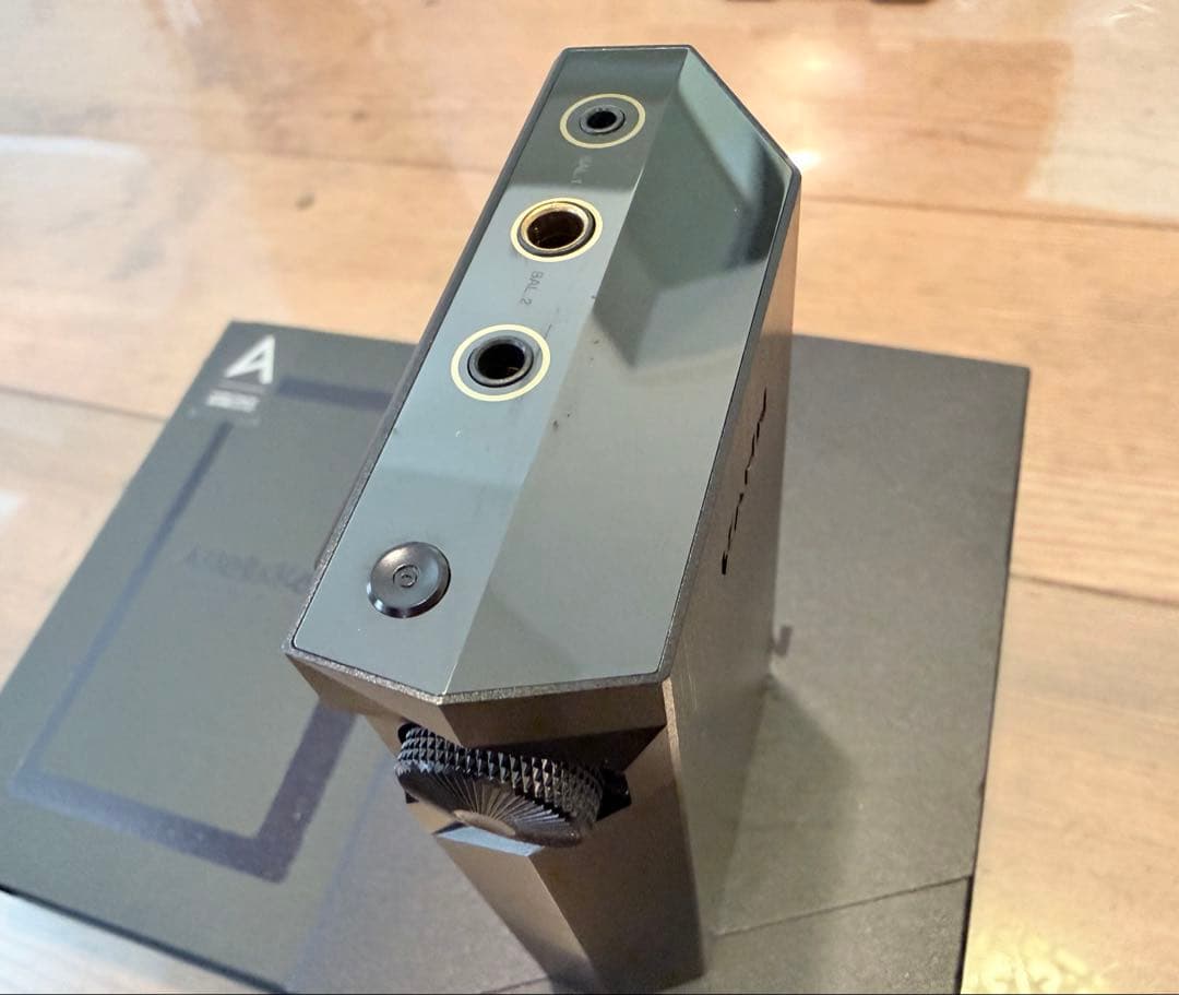 【極美品】Astell&Kern KANN ALPHA + 別売 純正ケース