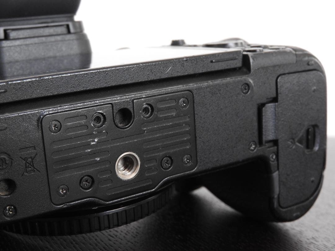 Nikon Z 6 ニコン ミラーレス一眼カメラ ボディ 動作確認済み 黒