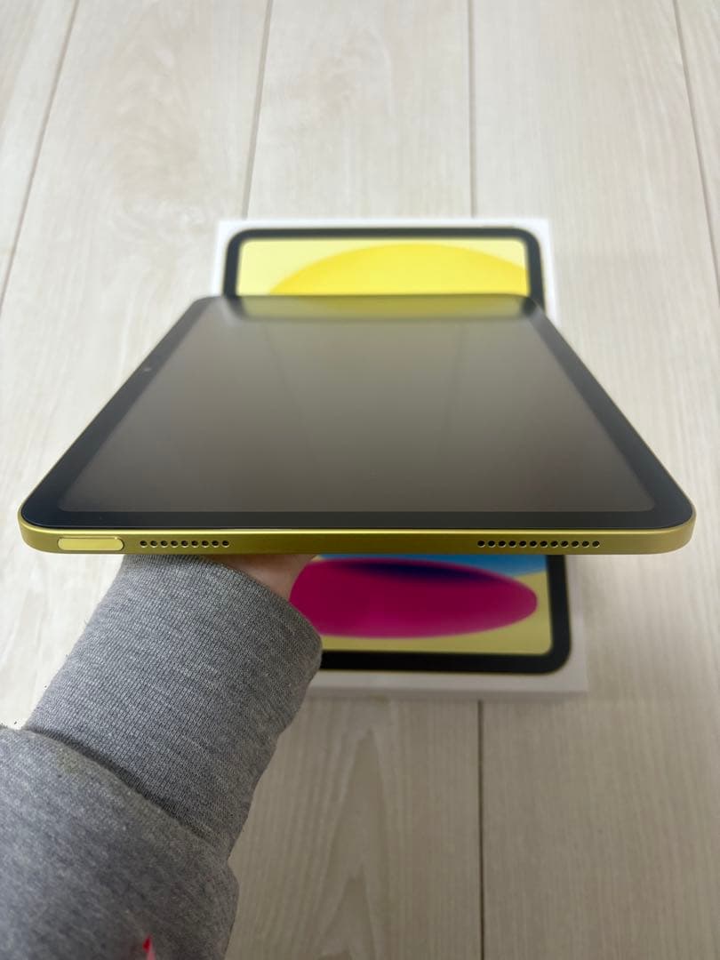 未使用に近い　iPad A16 第11世代 128GB Wi-Fi イエロー