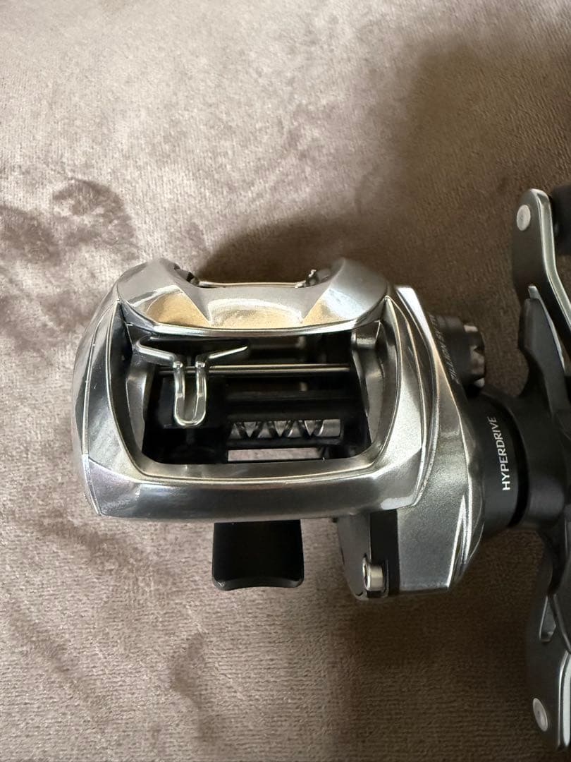 ダイワ　21ジリオンSV TW 1000HL