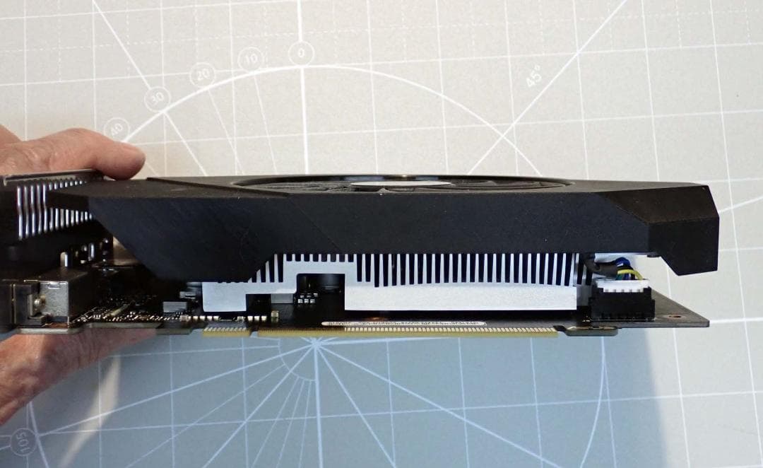 グラフィックボード ASUS PH-GTX1650-O4GD6