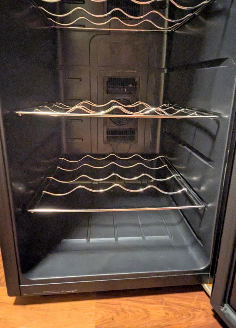 ワインセラー 32本 家庭用 ペルチェ方式 78L ブラック コンポジット