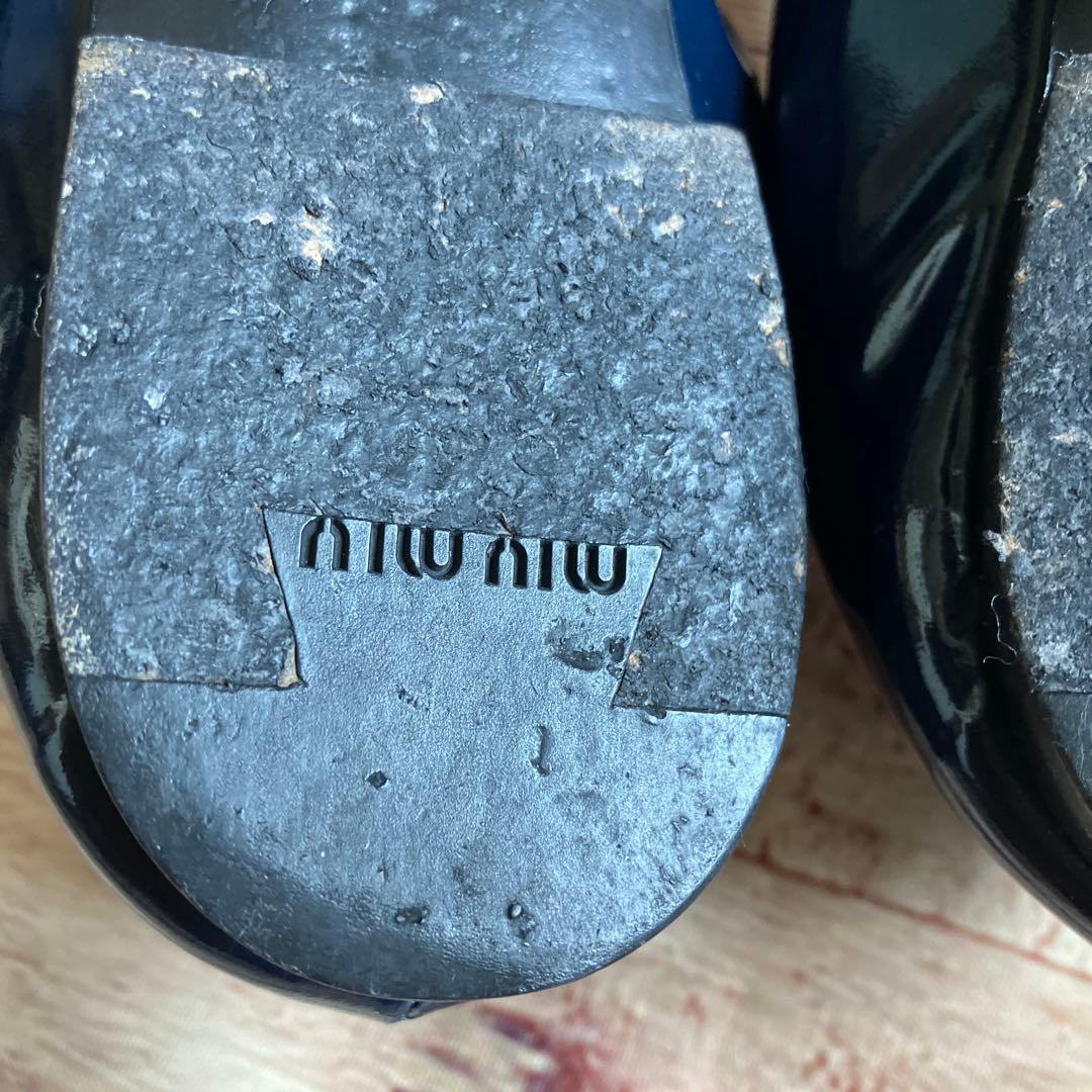 【美品】miu miu パテントレザーバレエシューズ ネイビー リボン付き 箱