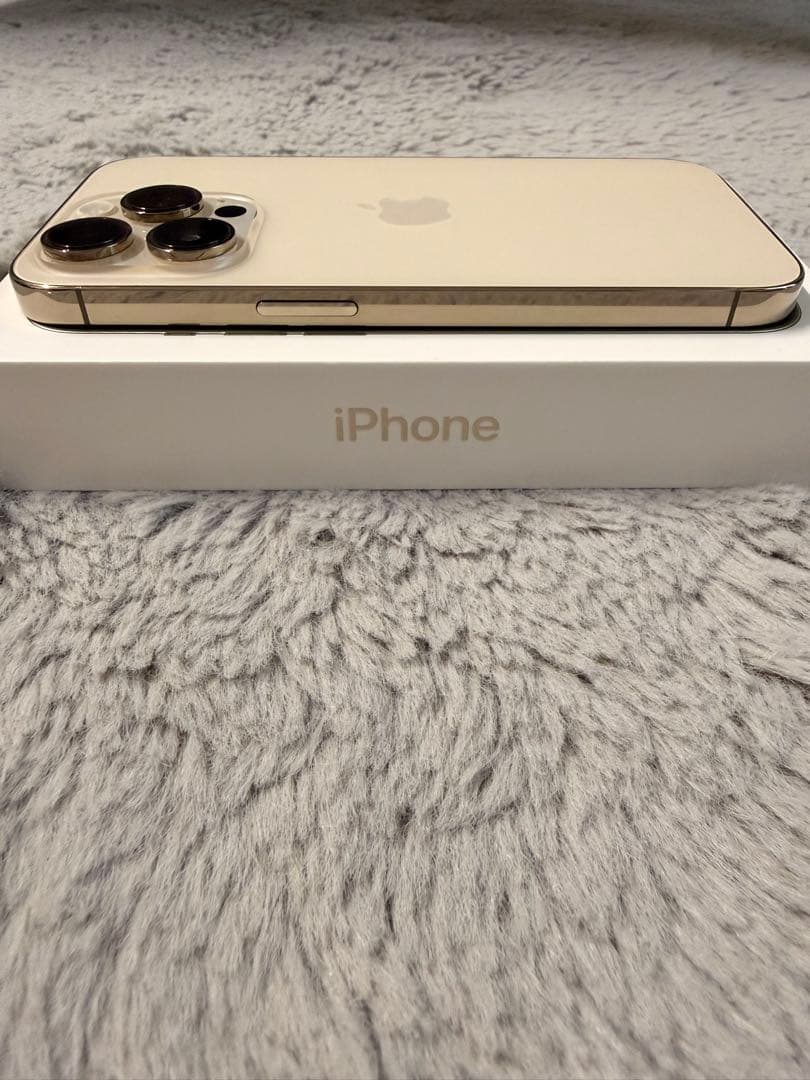 輝*き様 ［美品］Apple iPhone 14 Pro ゴールド 本体128G