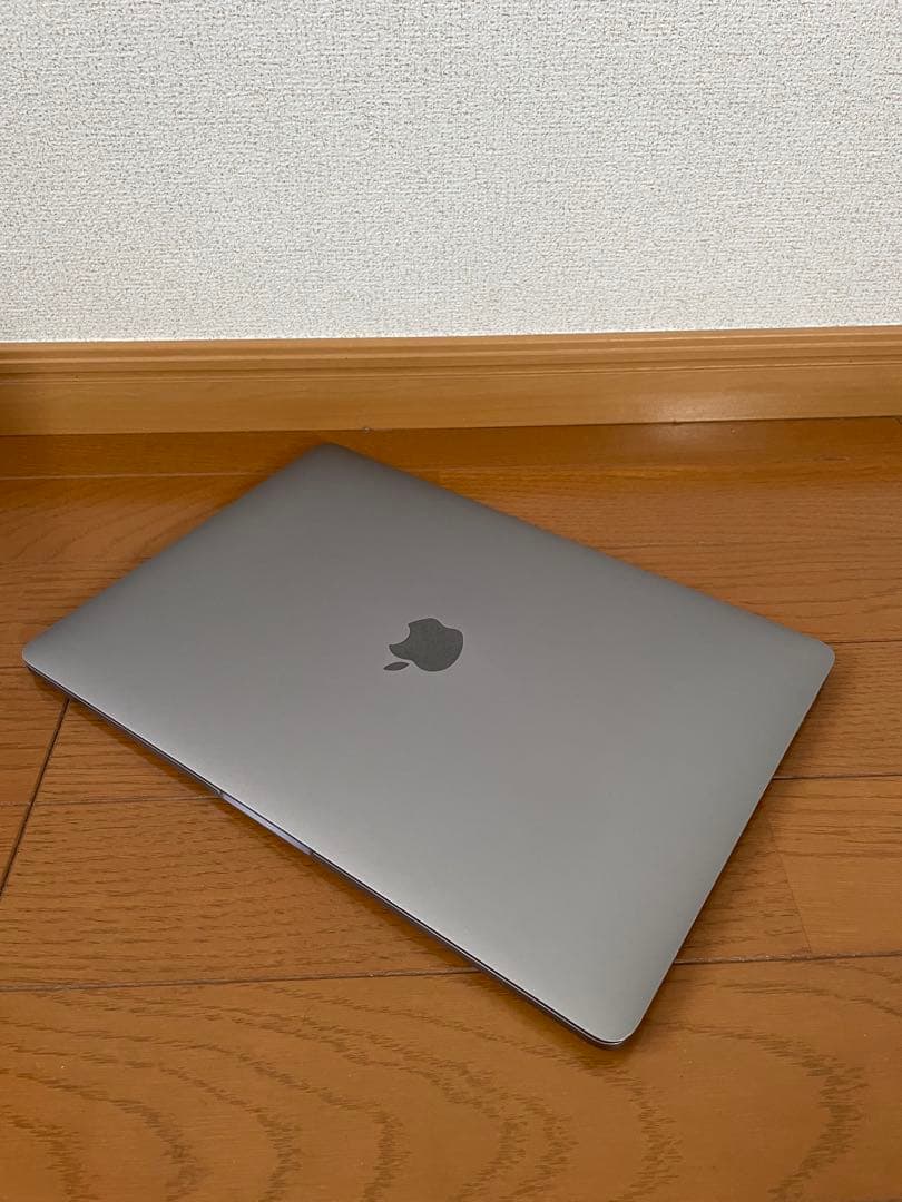 MacBook Pro 2018｜Core i7｜16GB RAM｜512GB