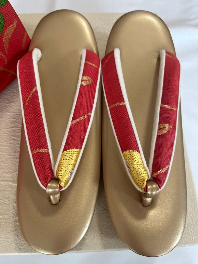 特選　未使用　和装用草履バッグと草履セット　日本製　振袖　成人式　卒業式