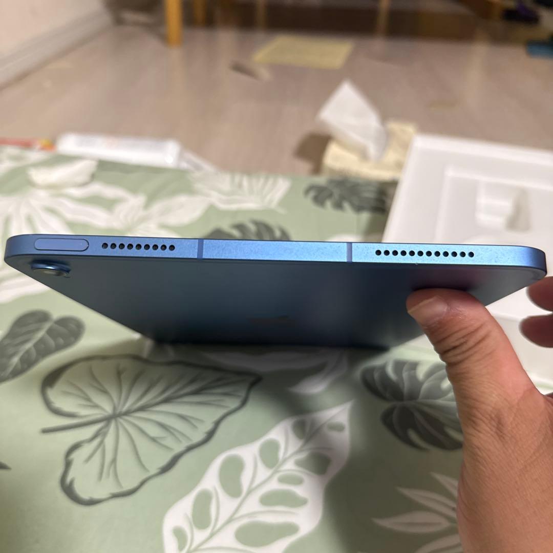 Apple iPad (第10世代) 64GB Wi-Fi + セルラーモデル