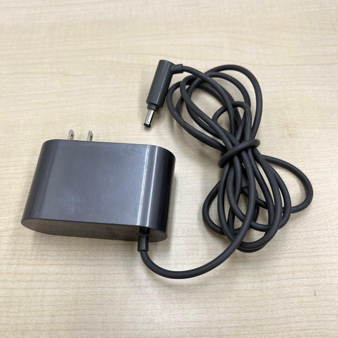 【T】Dyson SV25コードレス掃除機 レッド