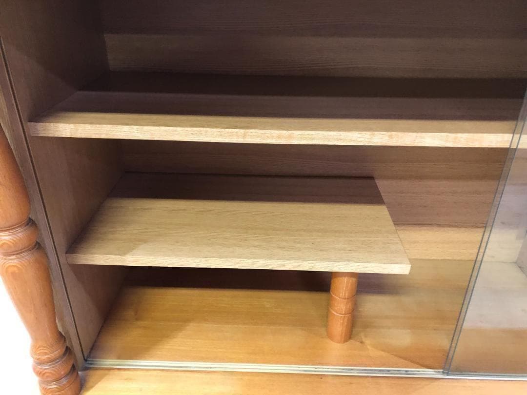 送料無料　【昭和レトロ】食器棚 ヴィンテージ リビングボード 木製　1010-2