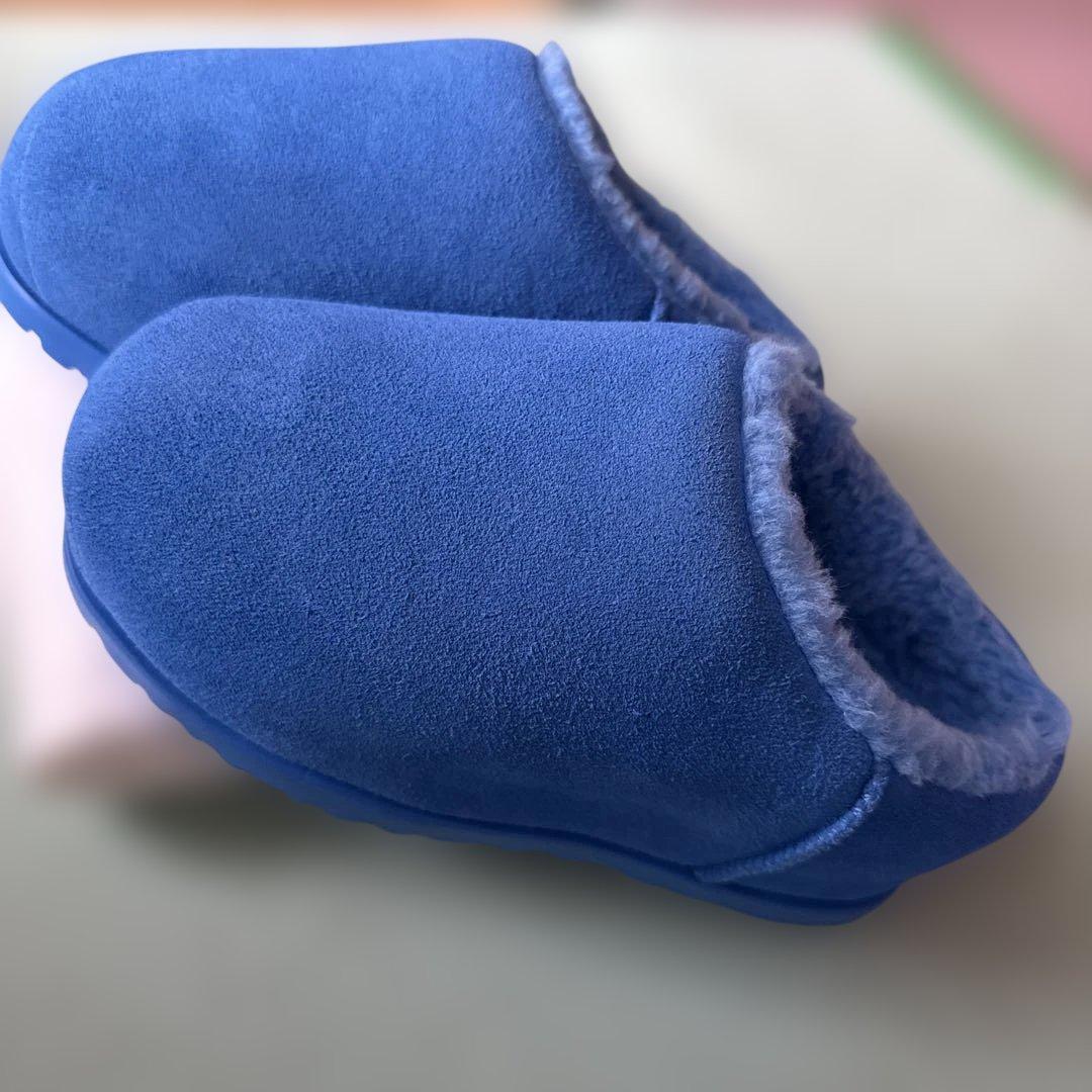 む・:*+.\(( °ω° ))/.:+専用 UGG ブルー スリッポン