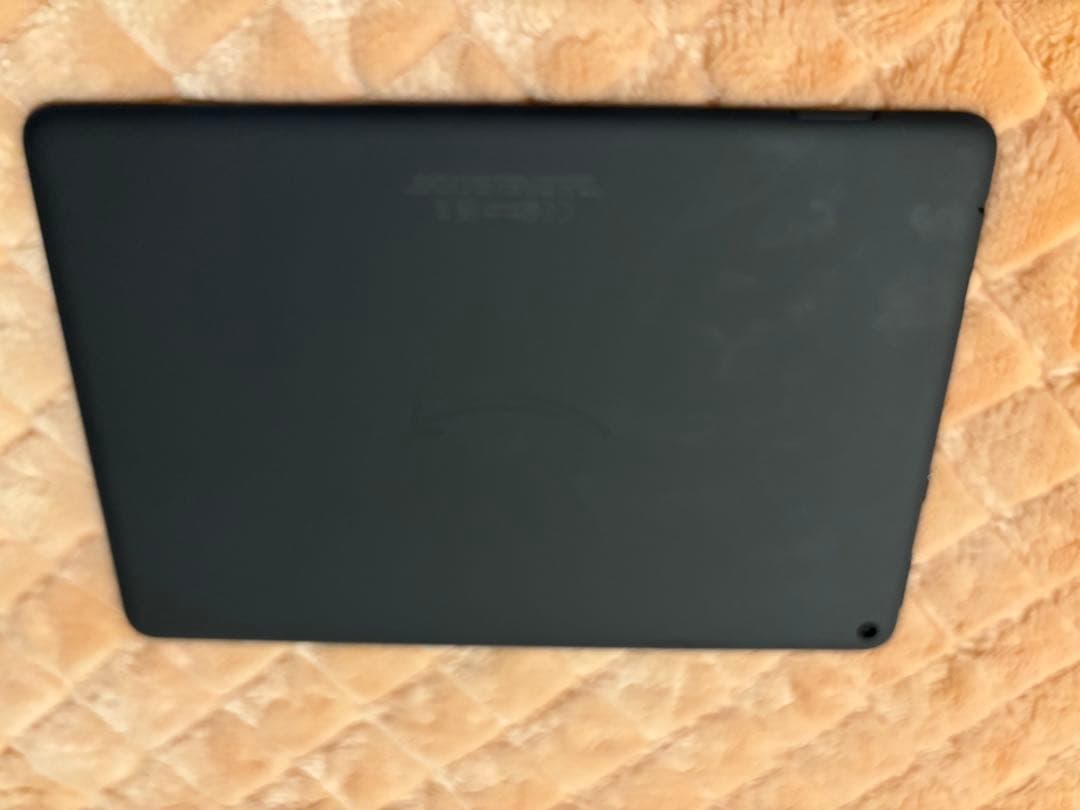 Fire HD 10 Plus (第11世代) タブレッ32GB本体　カバー付き