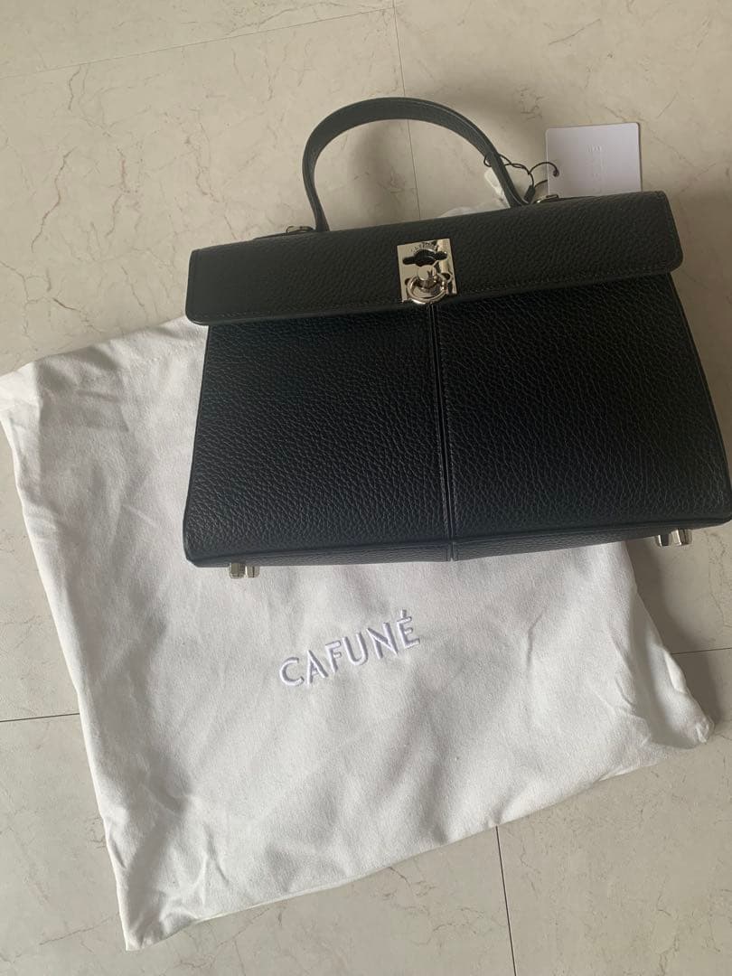 CAFUNEカフネ レザー　スタンス　ショルダー　ハンドバッグ