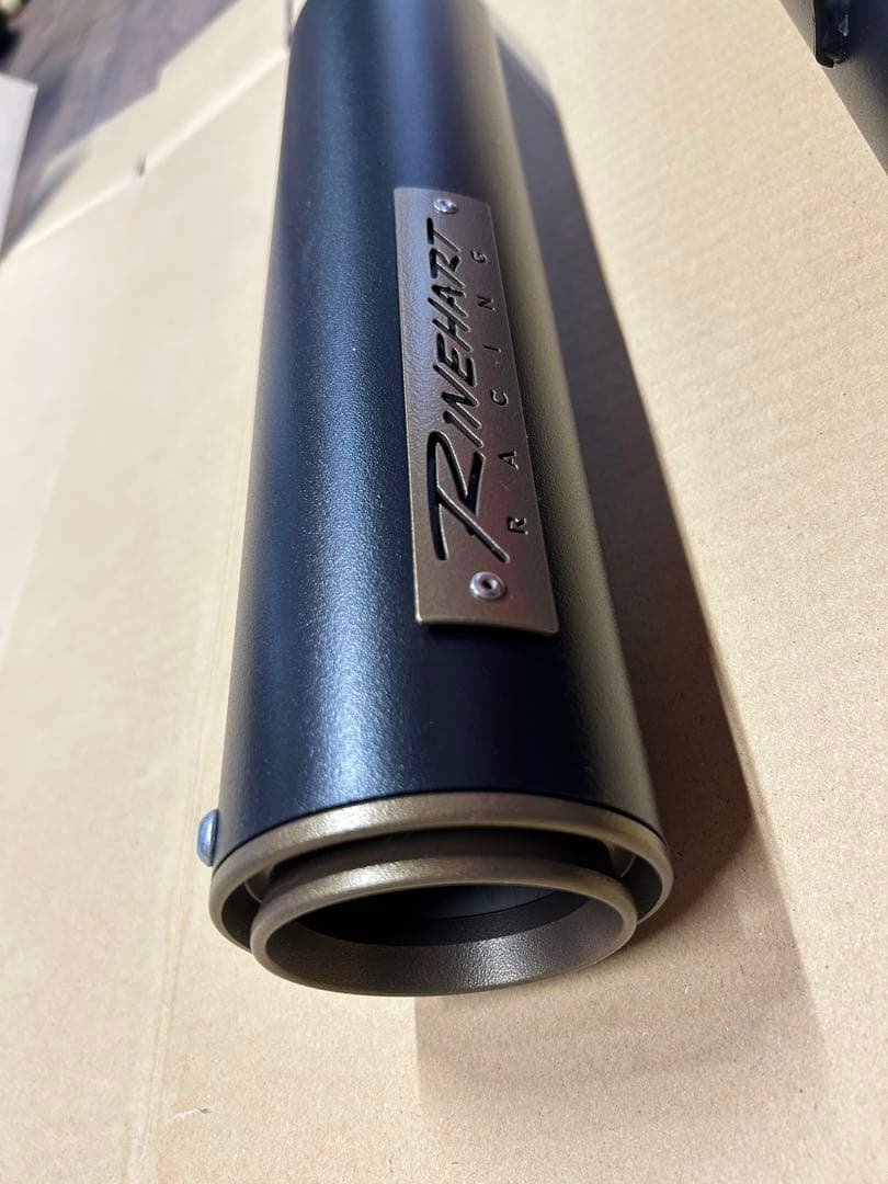 RINEHARTラインハートM8ソフテイル 3.5インチスリップオンマフラー