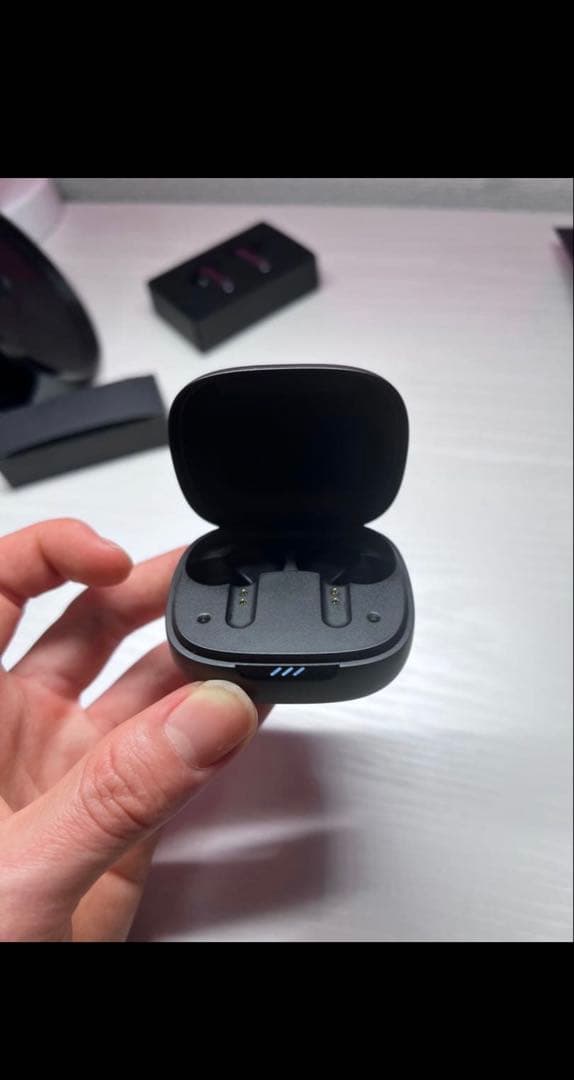 美品‼️JBL LIVE PRO 2 ワイヤレスイヤホン