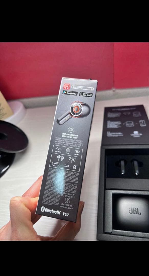 美品‼️JBL LIVE PRO 2 ワイヤレスイヤホン