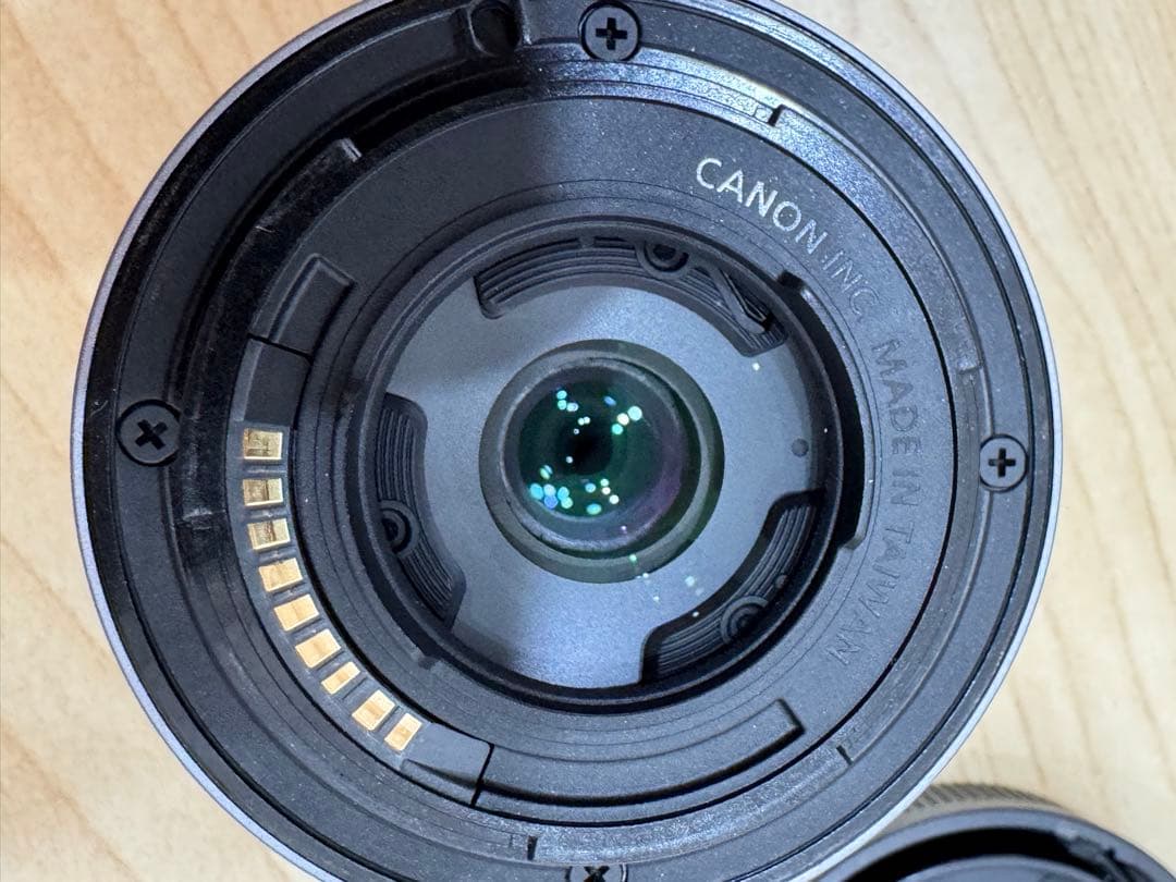 Canon EOS M200 ミラーレスカメラ 15-45mm レンズセット