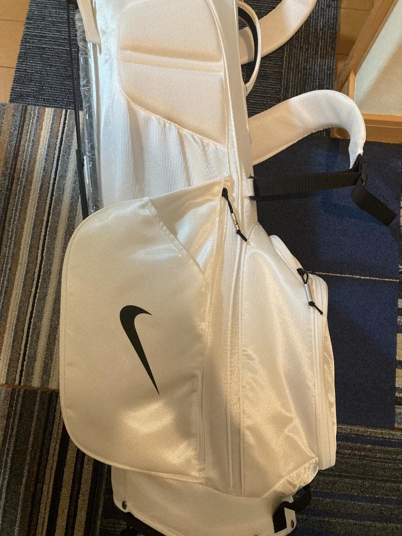 【廃盤品】ナイキ キャディバッグ ゴルフバッグ ホワイト スタンド 軽量モデル