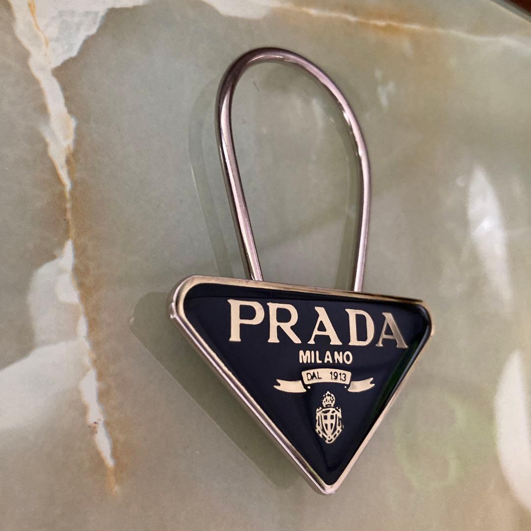 PRADA プラダ　キーホルダー