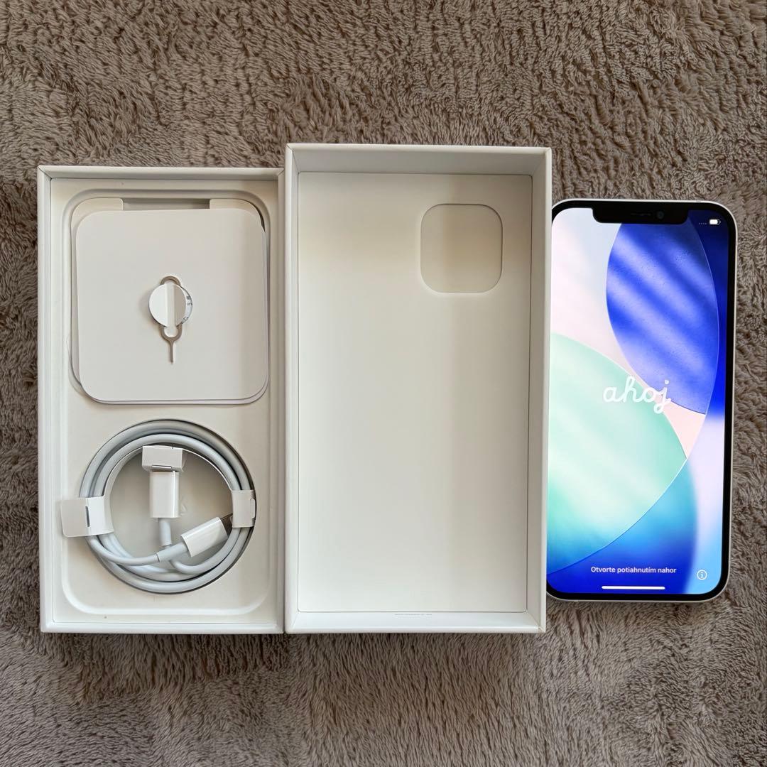 iPhone12 SIMフリー　バッテリー100%