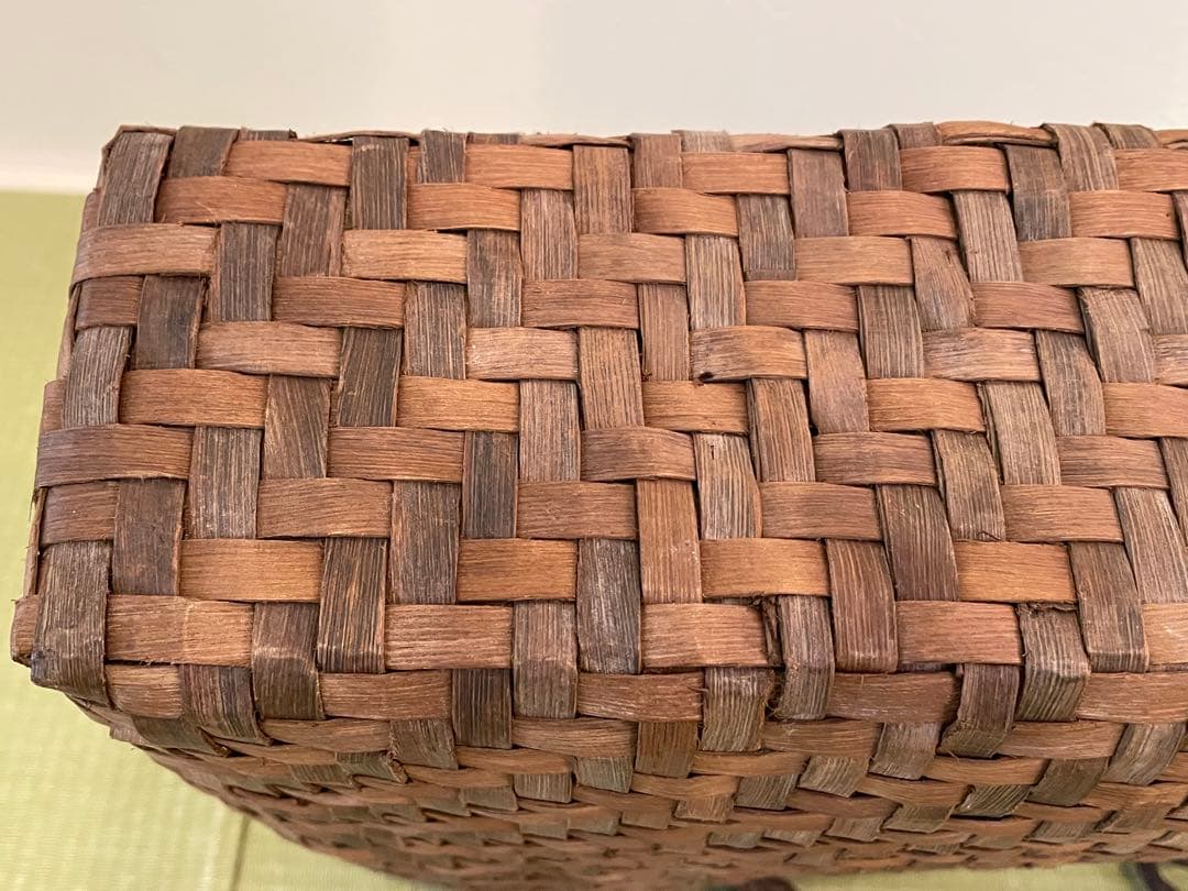 かごやくるみかごバッグ