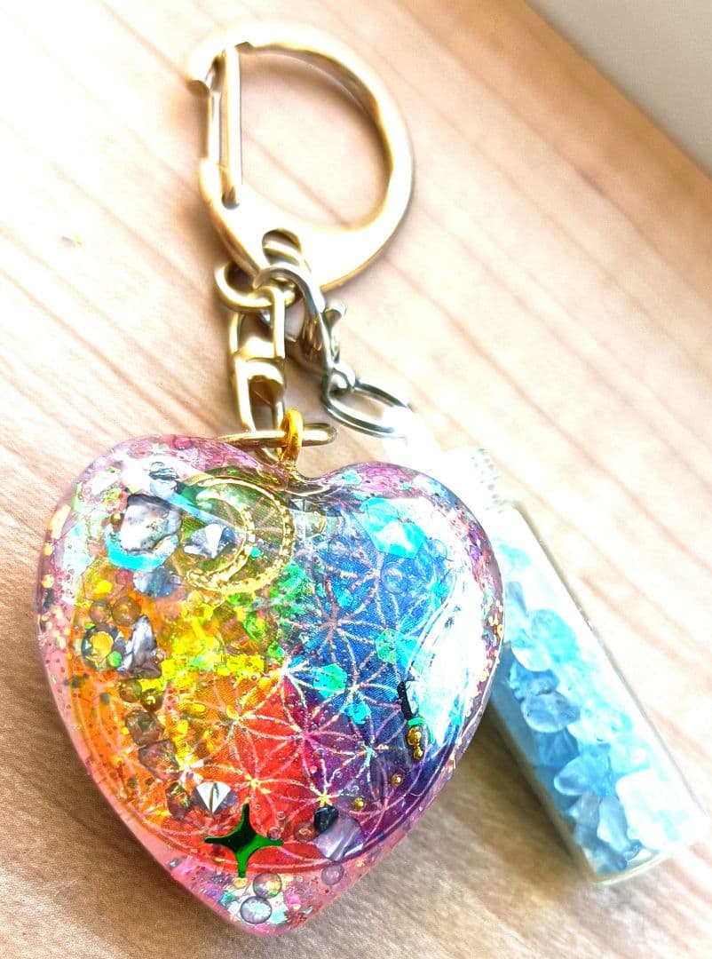 まりん❀秘密のヒーリング虹エナジーバンバン！キーホルダー♡