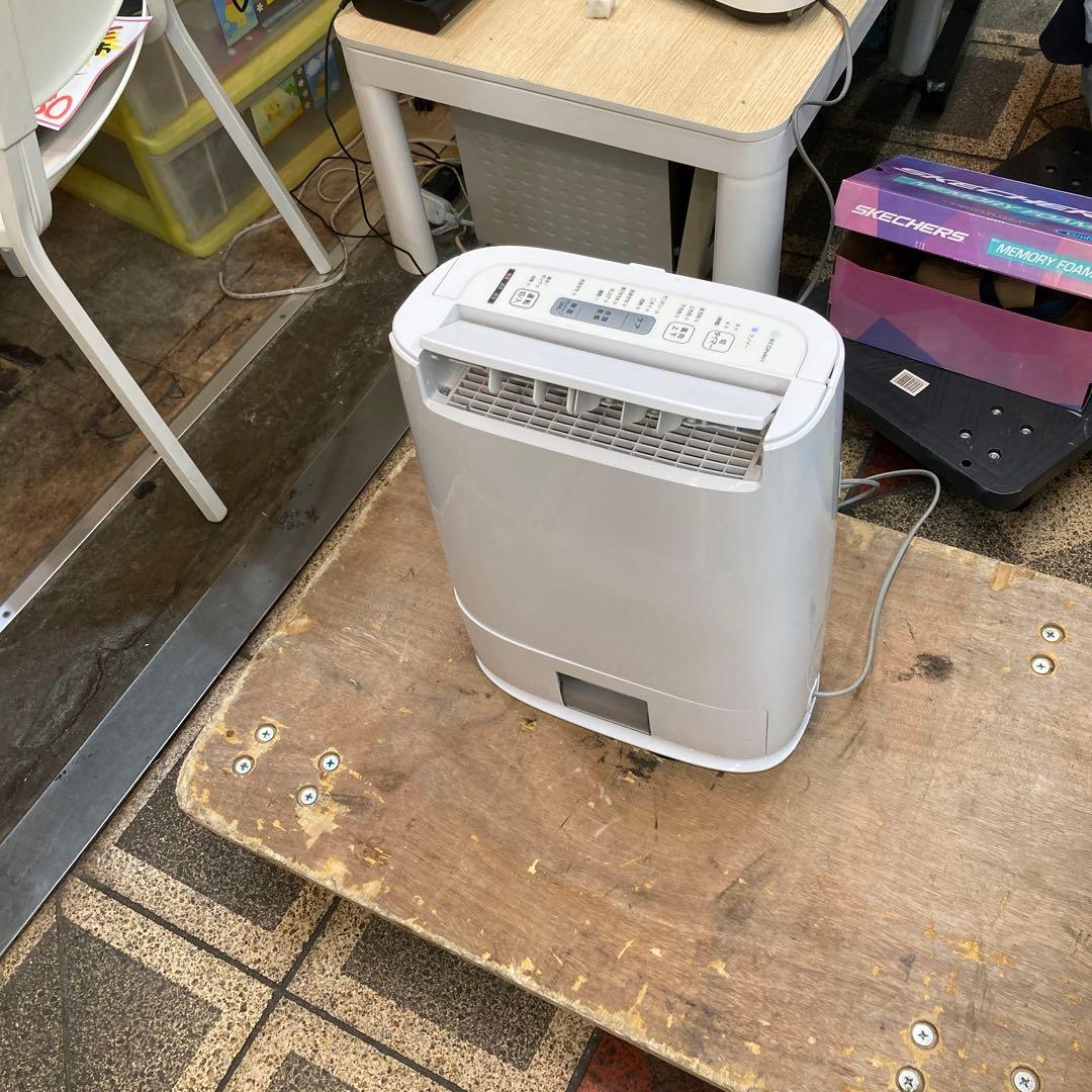 25307 コンプレッサー式衣類乾燥除湿機 SHARP CV-J71-W