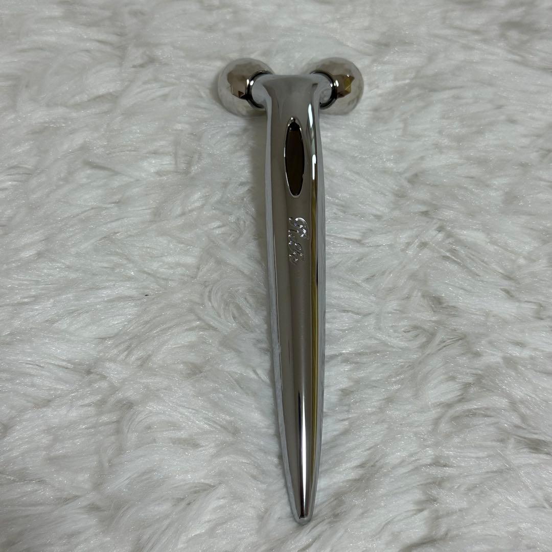 新品✨リファエスカラット 美顔器 コンパクトローラー マイクロカレント 収納袋