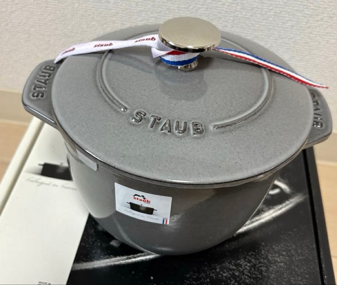【新品未使用】 STAUB ストウブ ココット de GOHAN グレー M