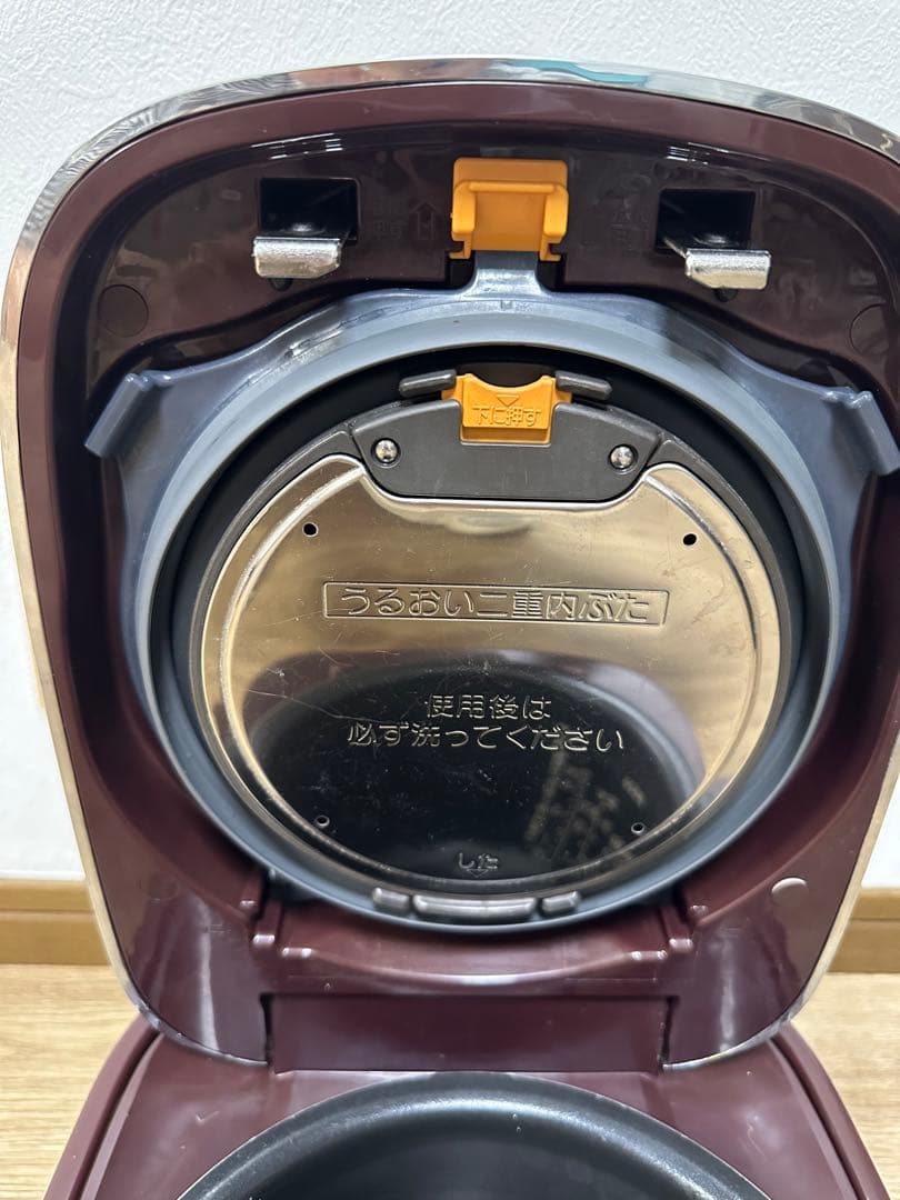 圧力IH炊飯ジャー NW-JS10 炊飯器 象印 2018 年製