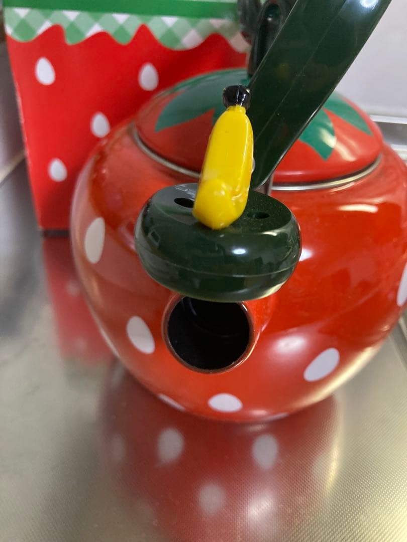 ホーロー製ケトル　いちご　レトロ　超レア　レトロポップ