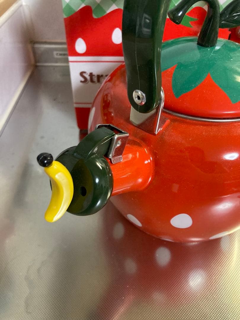 ホーロー製ケトル　いちご　レトロ　超レア　レトロポップ