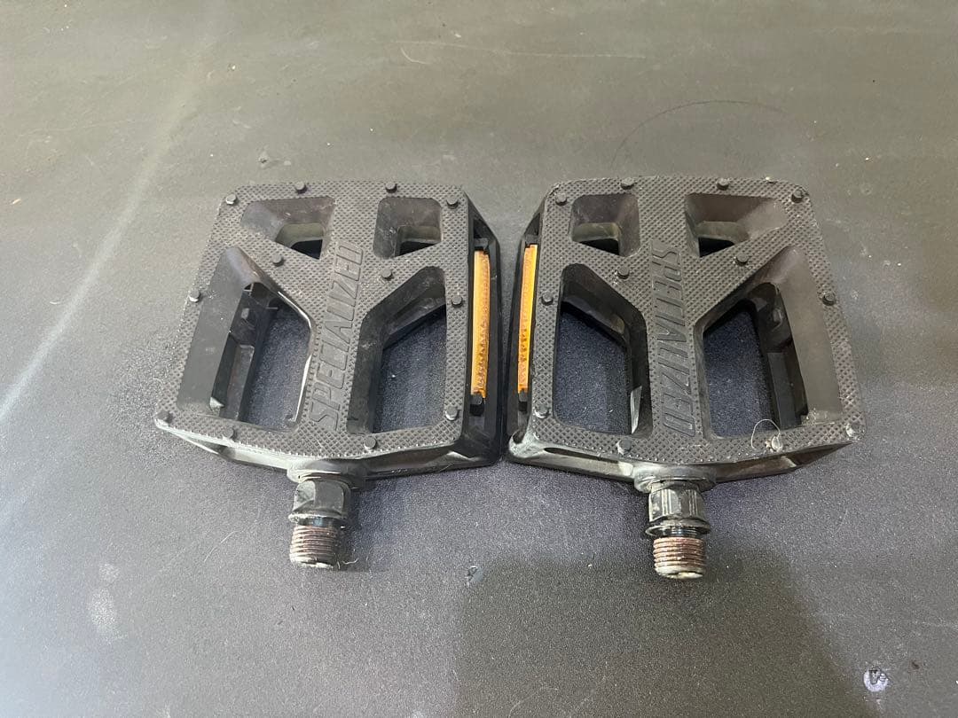 スペシャライズド　specialized SIRRUS M 油圧ディスク