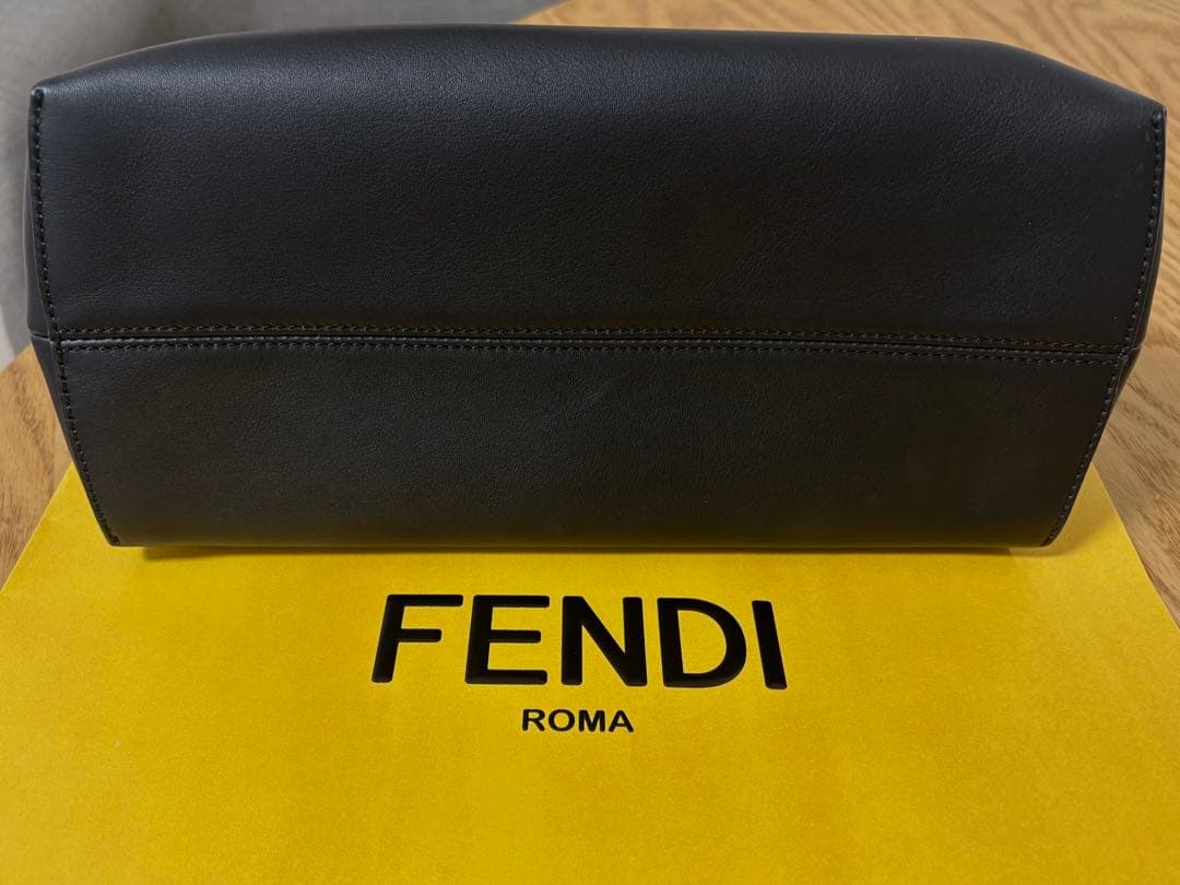 【美品】FENDI バイザウェイ　ミディアム　ブラック　写真追加