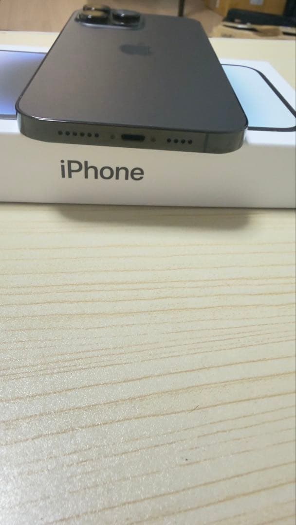 スマートフォン本体 Apple iPhone 14 Pro Max 256 battery 79%