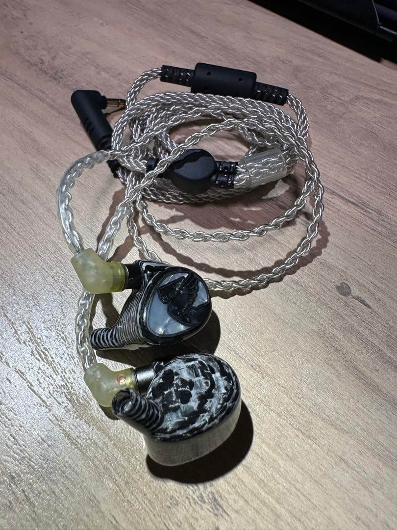 イヤホン JHaudio ROXANNE AION