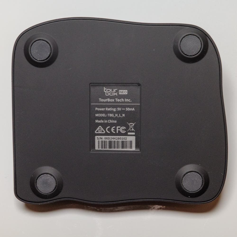 【極美品】TourBox NEO 左手デバイス 画像・動画編集 イラスト制作