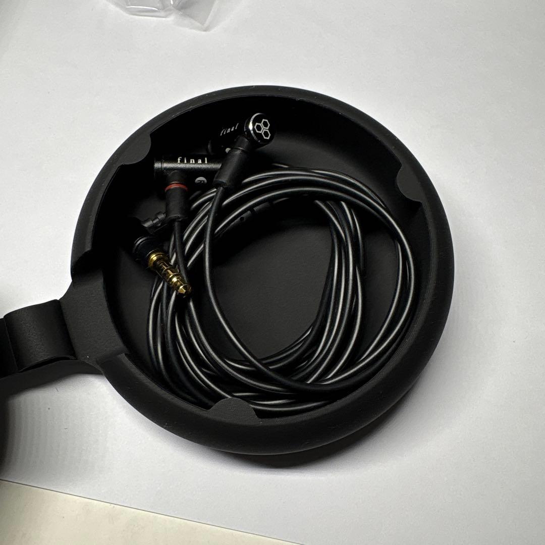 final E4000 ブラック 有線イヤホン