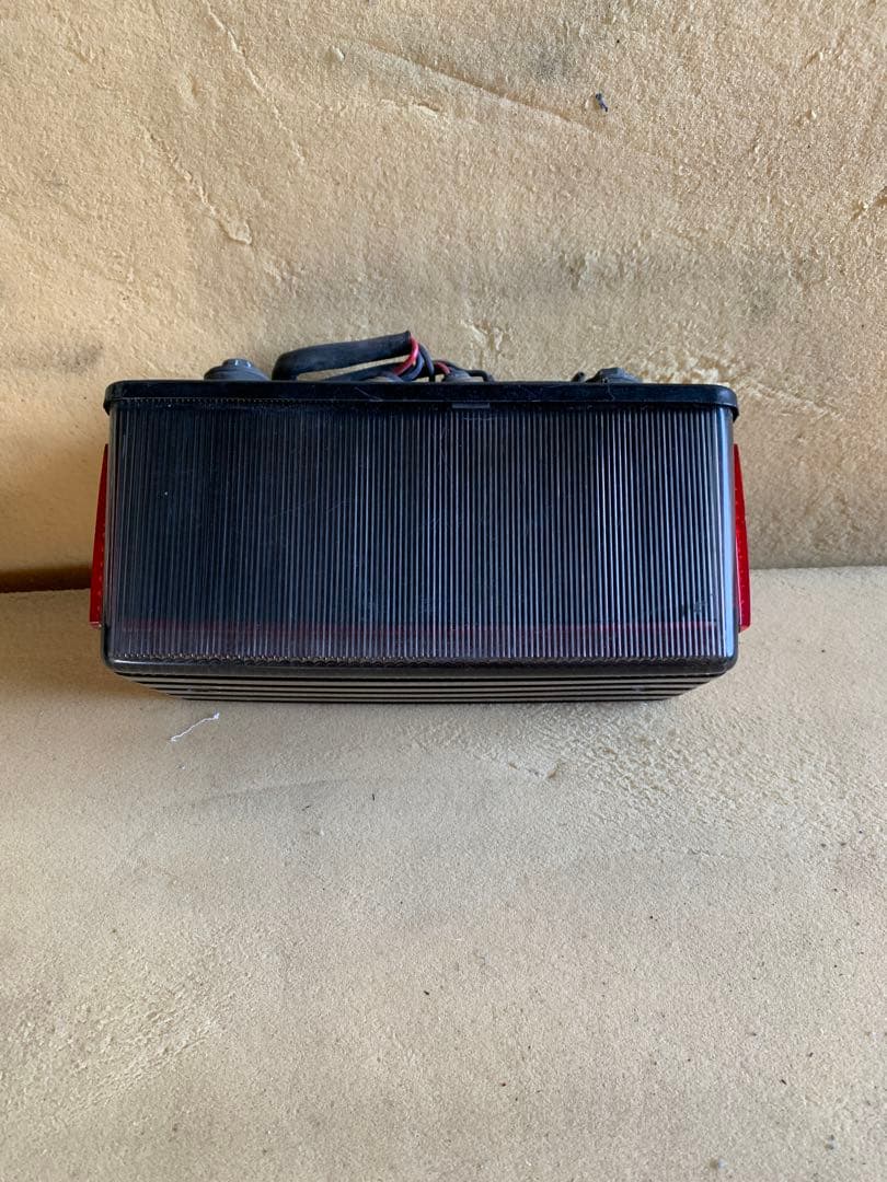 カワサキGPZ400F用　テールランプ