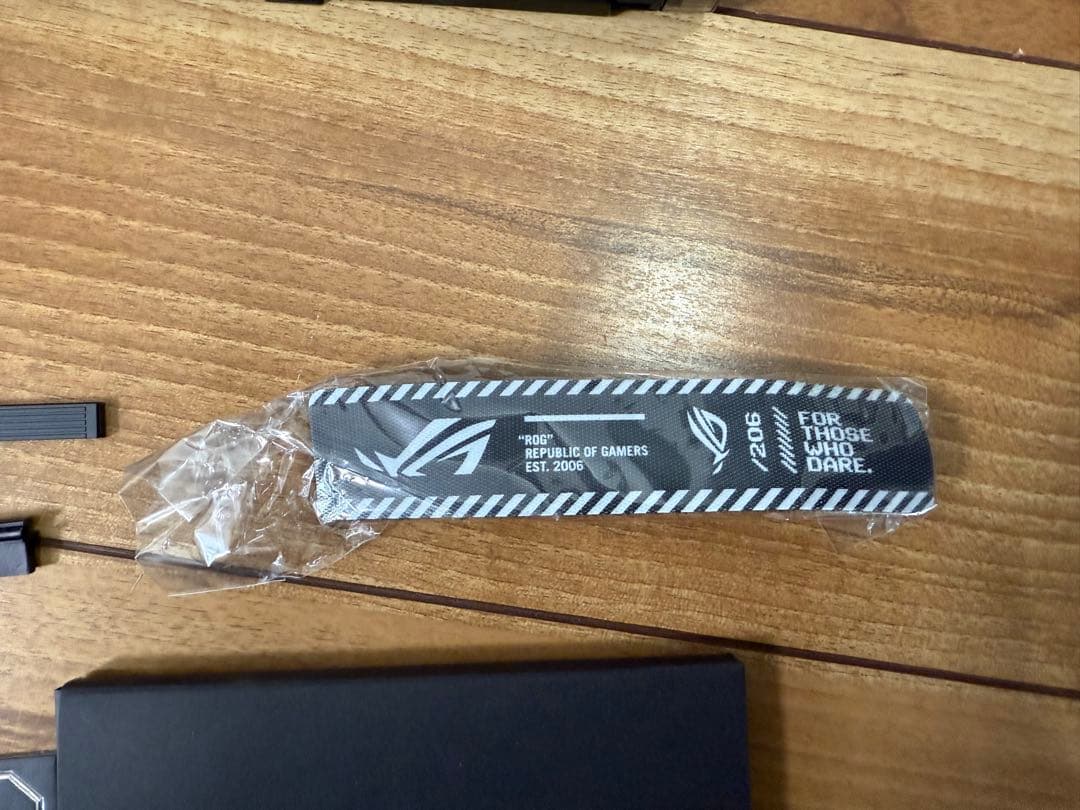 グラフィックボード・グラボ・ビデオカード ASUS ROG STRIX GAMING RTX 4070 Super