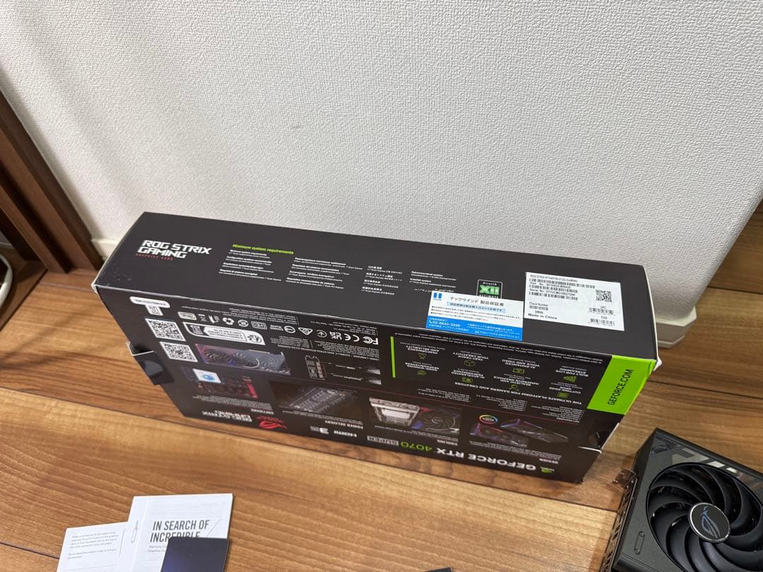 グラフィックボード・グラボ・ビデオカード ASUS ROG STRIX GAMING RTX 4070 Super