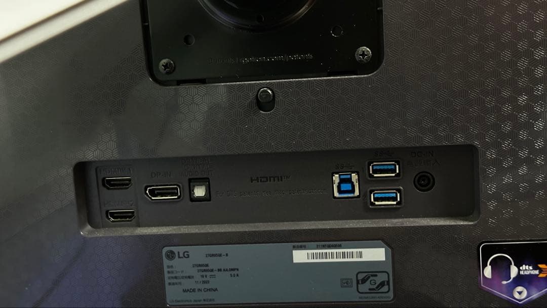 LG 27GR95QE 27インチOLEDモニター