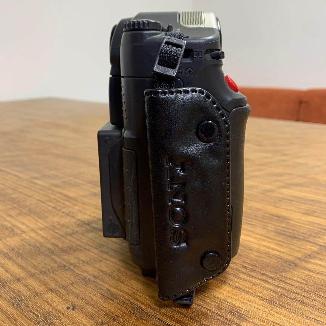 レア 希少 SONY ソニー 液晶Hi8/8ミリビデオカメラ・CCD-SC7