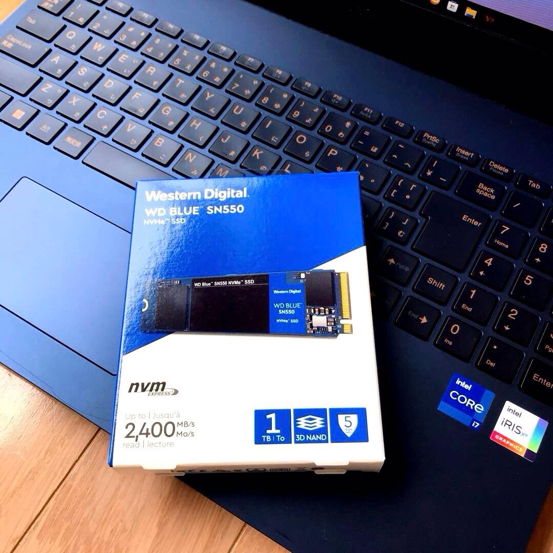 美品 LaVie N1570/GAL(2023年製モデル)