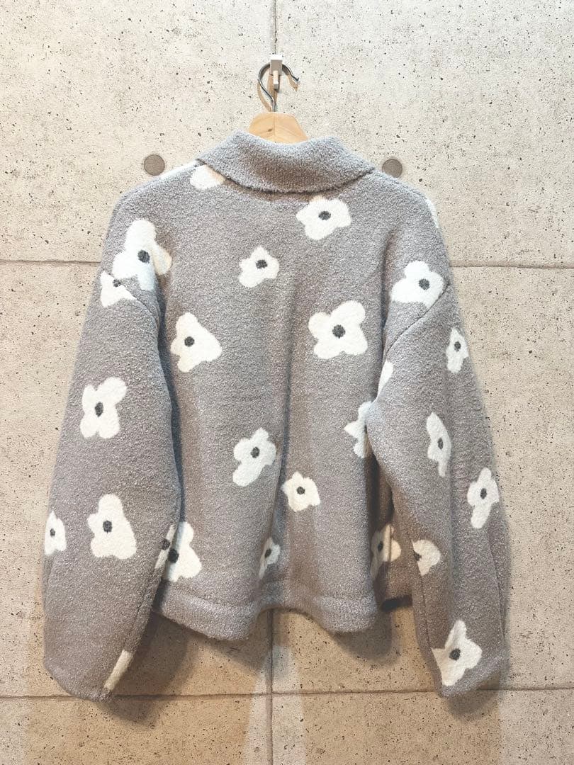 emmi エミ　ブルゾンライクカーディガン