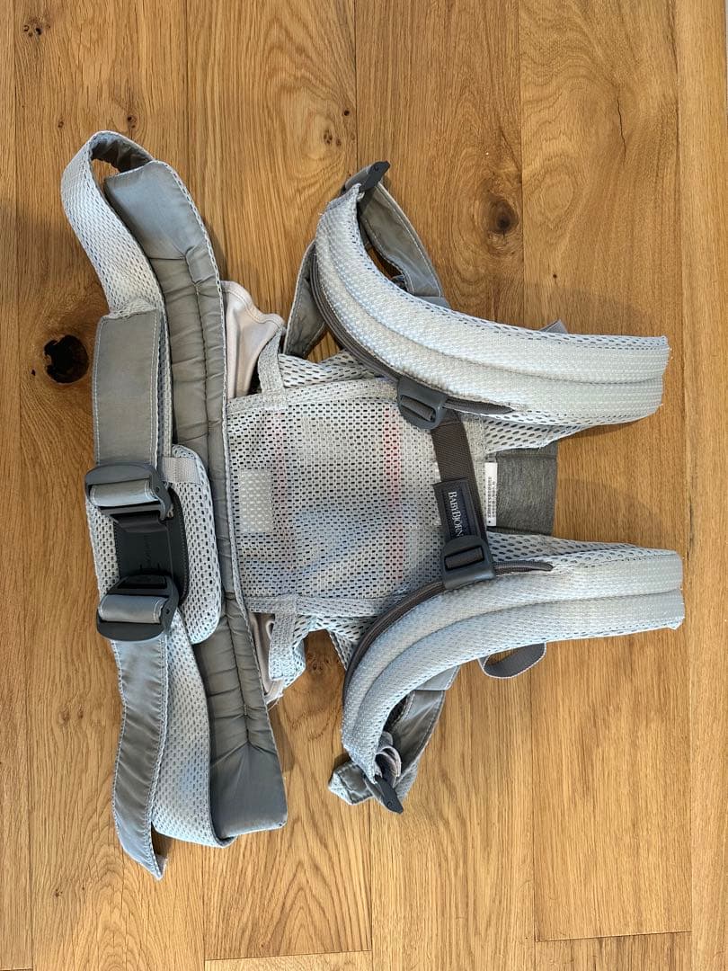 ベビービョルン ハーモニー3Dメッシュ⭐︎シルバー 美品