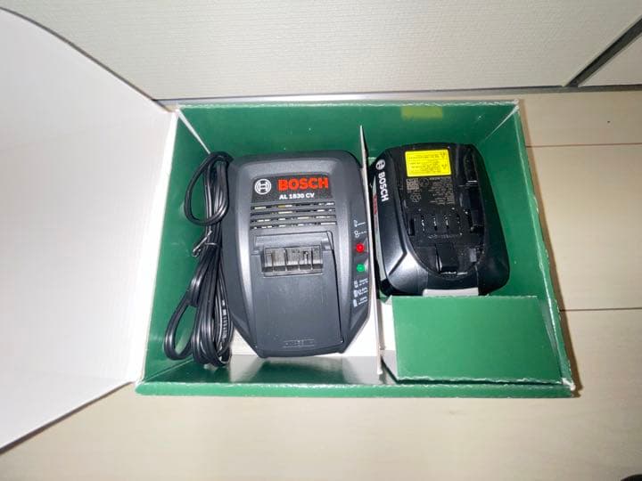 【未使用新品】BOSCH 18V リチウムイオンバッテリー&充電器セット