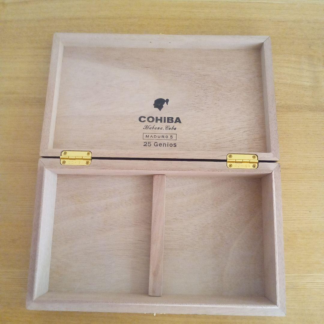 【葉巻空箱】ビックサイズ•COHIBA MADURO 5