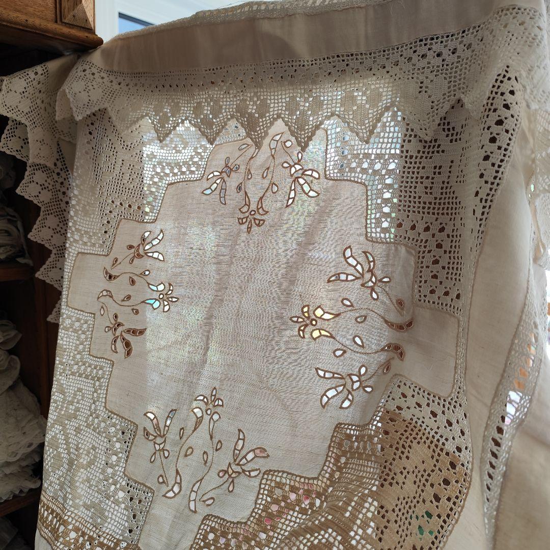 お手仕事　リネン　カットワーク　クロッシェ編みレース　　生成り　フリークロス