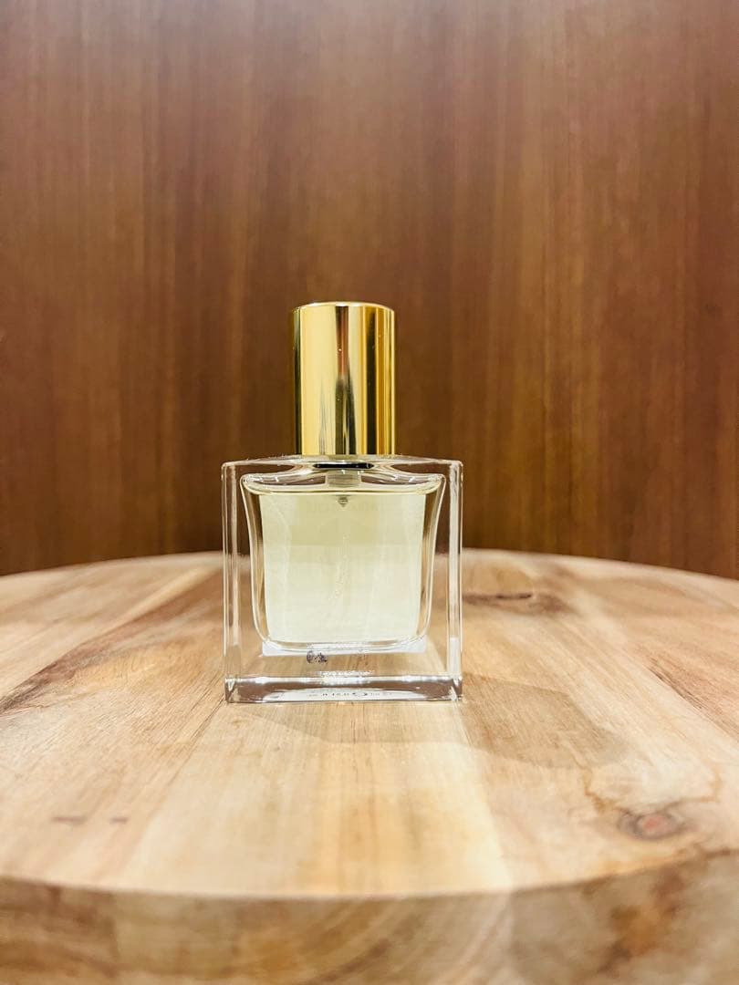 NISHANE WULONG CHA エクストラクト・ド・パルファム 15ml