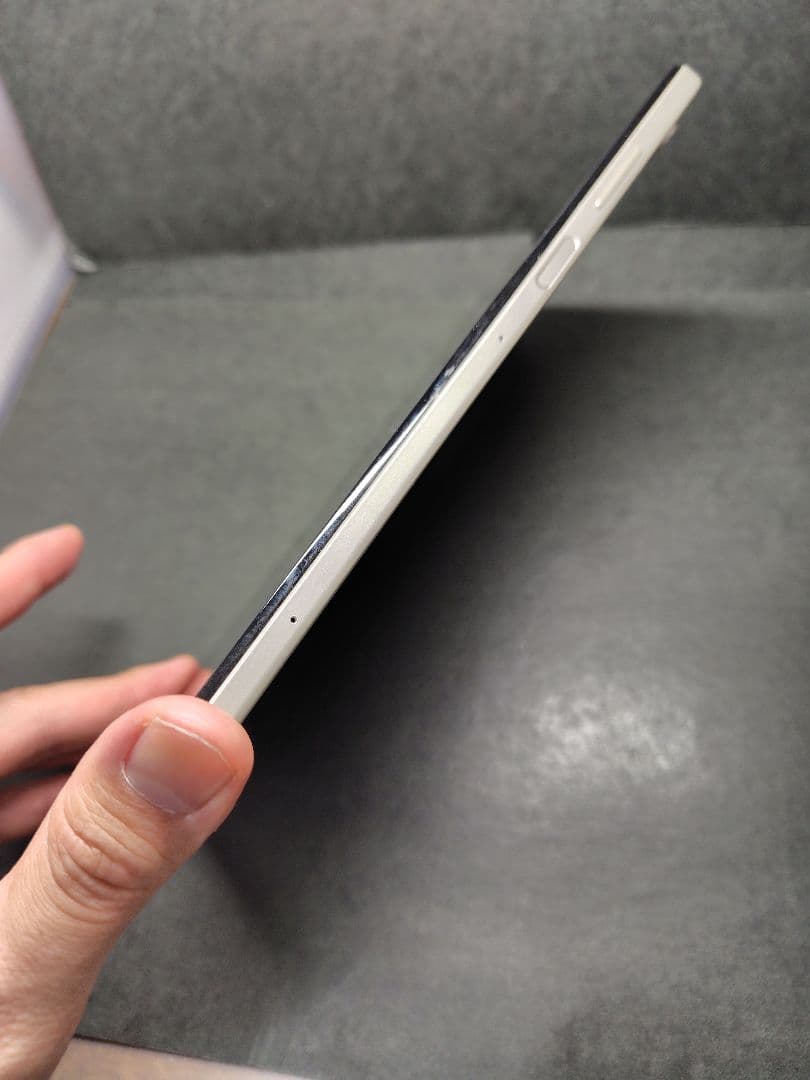 d tab d-42A docomo SIMフリー バッテリー良好